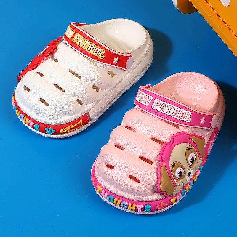 Zapatillas de la Patrulla Canina para niños, zapatillas de baño antideslizantes con dibujos de Skye Chase y escombros, zapatos con agujeros, zapatos de playa chicas, regalo para niños